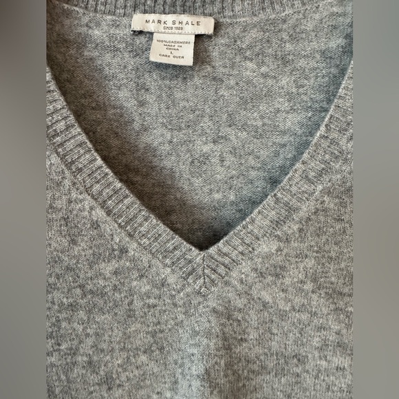 Mark Shale 100% cashmere v neck sweater women’s medium - Picture 3 of 6